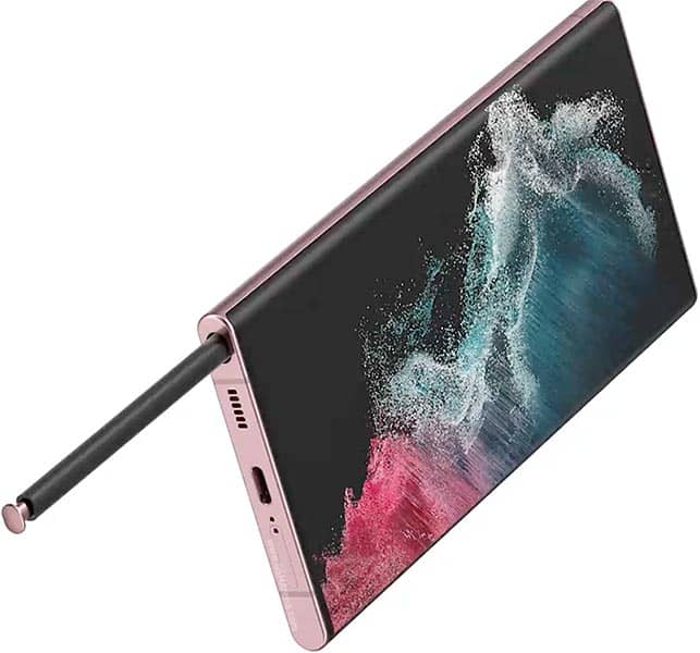 گوشی موبایل سامسونگ مدل Galaxy S22 Plus 5G از نمای پایین بهمراه قلم